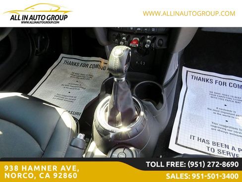 Used 2017 MINI Cooper 4-Door Hardtop image 27