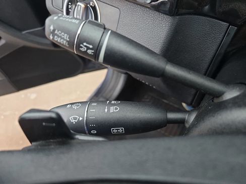 Used 2011 Mercedes-Benz E 350 Sedan image 25