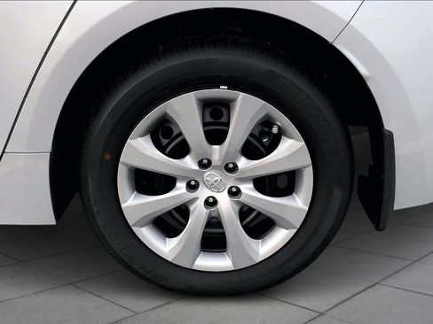 Used 2026 Toyota Corolla LE image 11