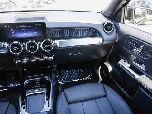 Certified 2026 Mercedes-Benz GLB 250 image 14