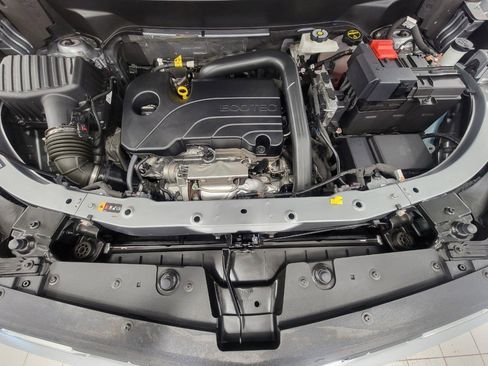 Used 2025 Chevrolet Equinox LT image 8