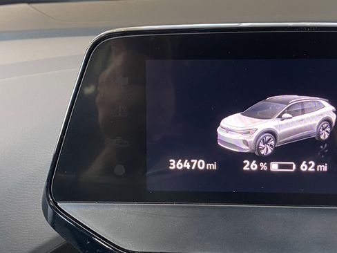 Certified 2022 Volkswagen ID.4 Pro RWD image 5
