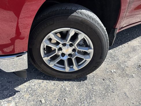 Used 2023 Chevrolet Silverado 1500 LT image 10