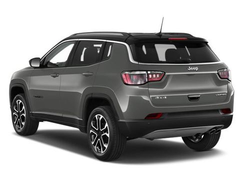Used 2024 Jeep Compass Limited AWD/4WD image 2