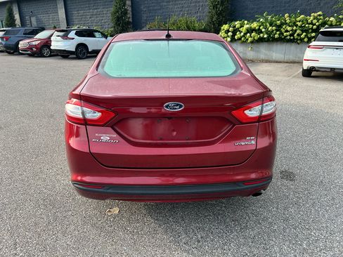 Used 2013 Ford Fusion SE FWD image 6