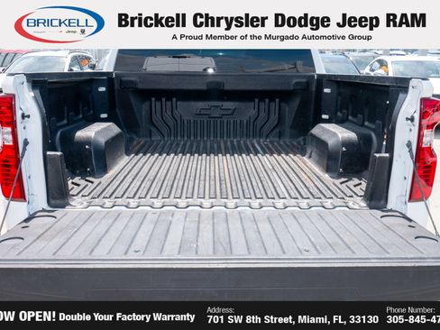 Used 2021 Chevrolet Silverado 1500 LT RWD image 9