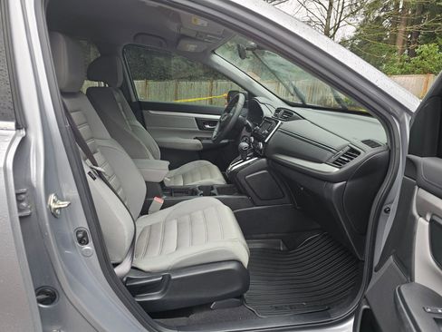 Used 2018 Honda CR-V LX image 11