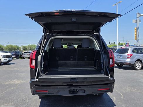 Certified 2025 Ford Expedition Active AWD/4WD image 32