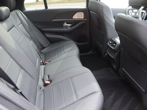 Used 2025 Mercedes-Benz GLE 350 4MATIC w/ AMG Line Exterior image 14