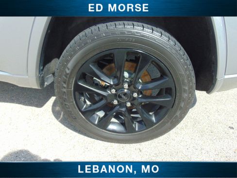 Used 2019 Jeep Grand Cherokee Altitude image 9