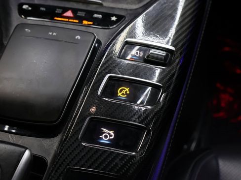 Used 2021 Mercedes-Benz AMG GT 43 w/ Driver Assistance Package image 28