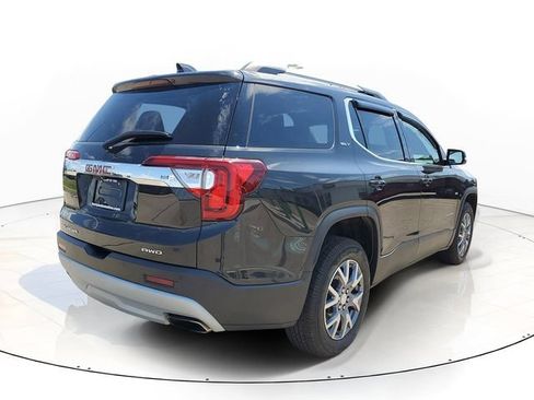 Used 2020 GMC Acadia SLT AWD/4WD image 3