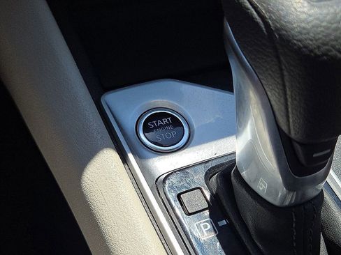 Used 2025 Nissan Altima 2.5 SV FWD image 30