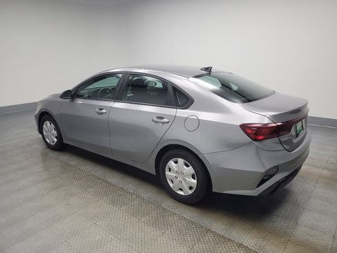 Used 2023 Kia Forte LXS w/ LXS Technology Package image 3