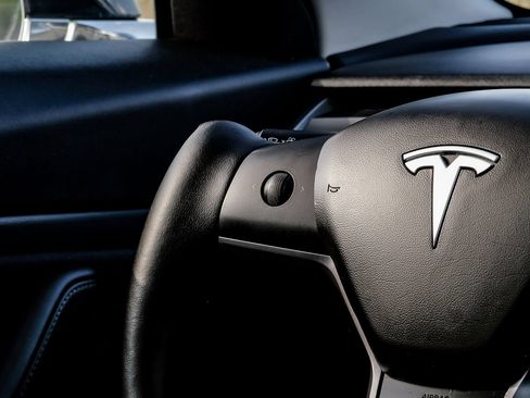 Used 2019 Tesla Model 3 Standard Range Plus RWD image 15