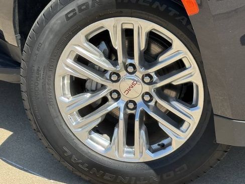 Certified 2024 GMC Yukon XL SLT RWD image 36