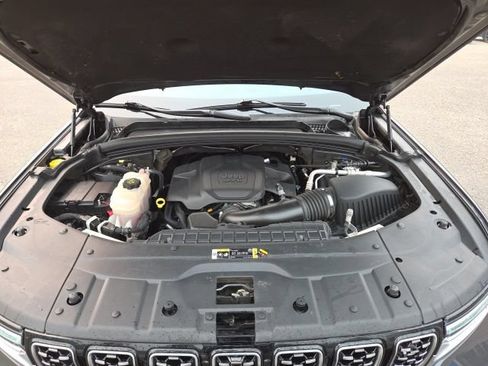 Used 2022 Jeep Grand Cherokee Summit AWD/4WD image 81