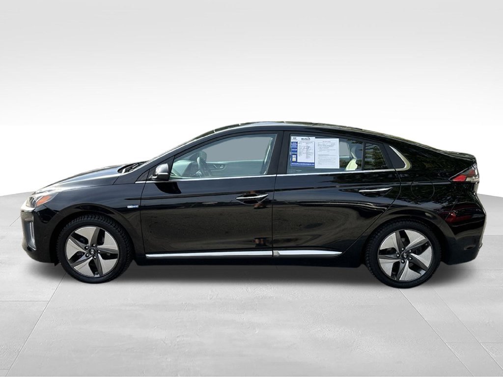 Used 2020 Hyundai Ioniq Limited FWD image 4