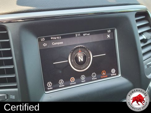 Used 2018 Jeep Grand Cherokee Laredo RWD image 25