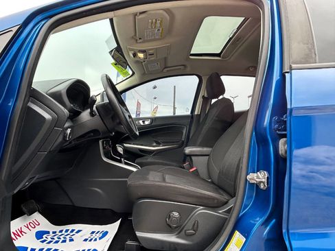 Used 2018 Ford EcoSport SE w/ SE Convenience Package image 12