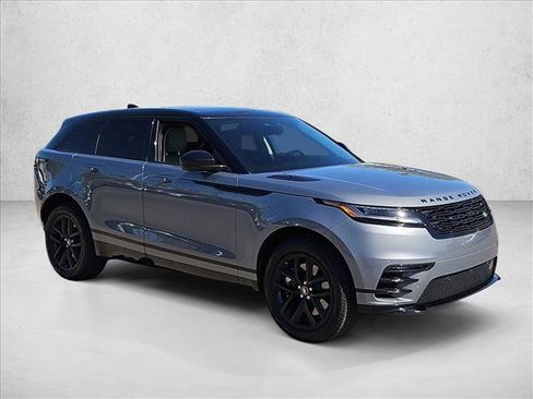 Used 2025 Land Rover Range Rover Velar Dynamic SE AWD/4WD image 3