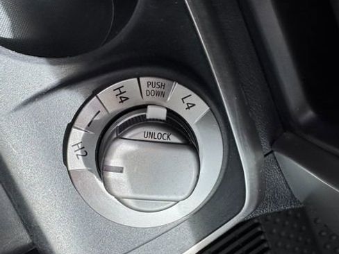 Used 2019 Toyota 4Runner SR5 Premium AWD/4WD image 12