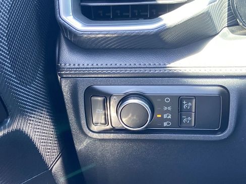 Used 2025 Ford Mustang Premium image 13