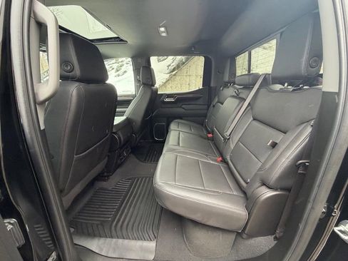 Used 2023 Chevrolet Silverado 1500 LT w/ Leather Package image 19