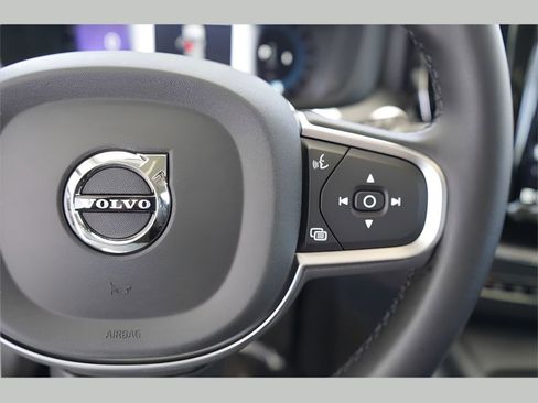 New 2025 Volvo XC60 B5 Core w/ Climate Package image 12