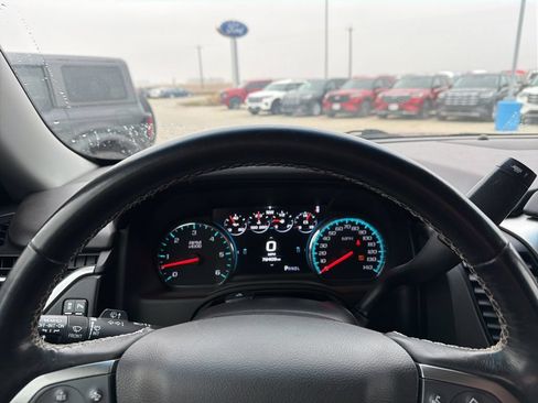 Used 2019 Chevrolet Tahoe Premier w/ Premier Plus Edition AWD/4WD image 15