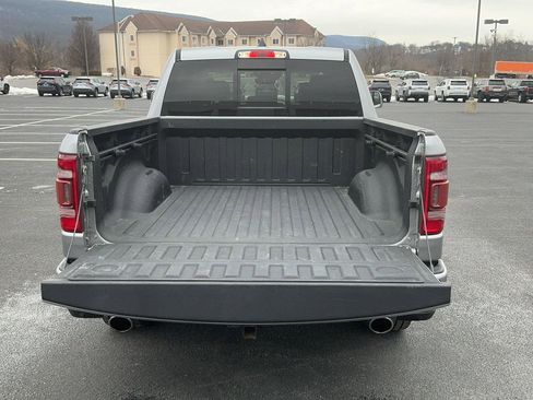 Used 2019 RAM 1500 Laramie image 34