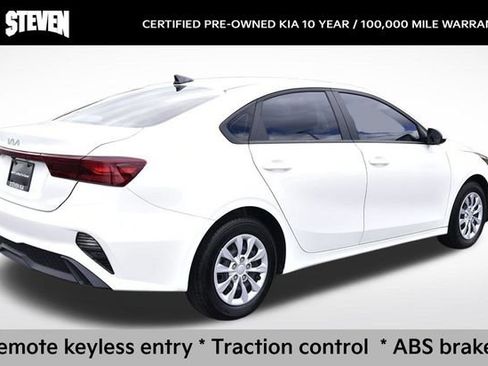 Certified 2024 Kia Forte LX FWD image 5