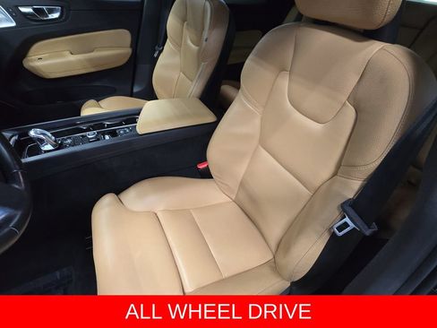 Used 2018 Volvo XC60 T8 Inscription w/ Advanced Package AWD/4WD image 16