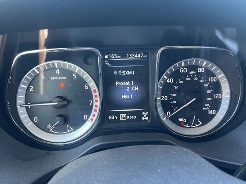 Used 2017 Nissan Titan Platinum Reserve w/ Off-Road Package AWD/4WD image 10
