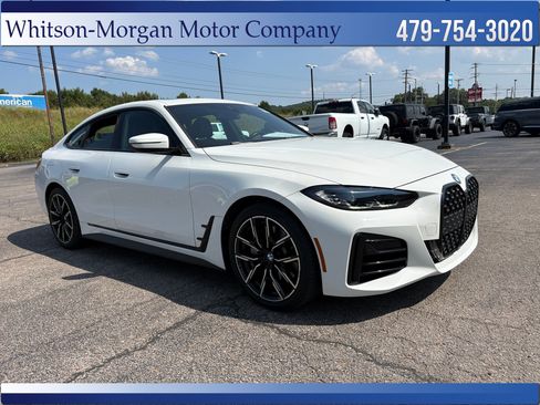 Used 2023 BMW 430i xDrive w/ M Sport Package AWD/4WD image 3