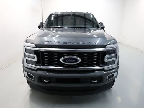 Used 2023 Ford F450 Platinum w/ FX4 Off-Road Package AWD/4WD image 69