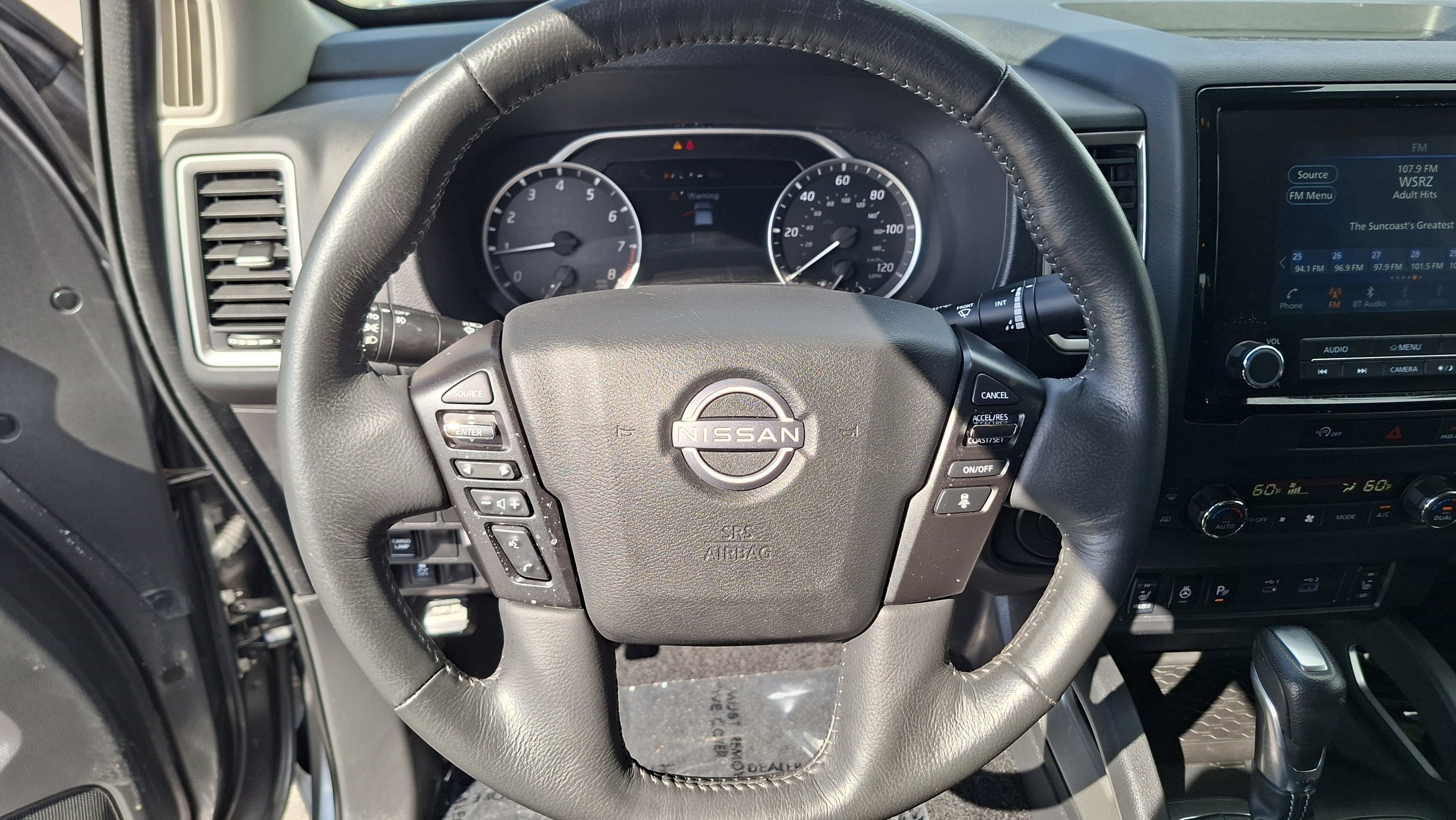 Used 2024 Nissan Frontier SV w/ SV Convenience Package RWD image 11
