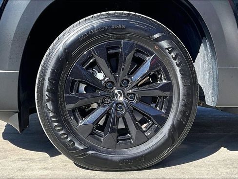 Used 2025 MAZDA CX-50 AWD 2.5 Hybrid w/ Premium Pkg image 8