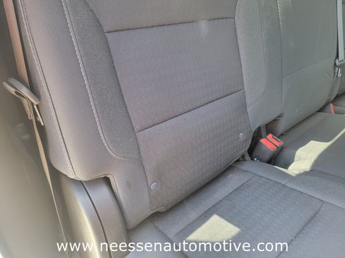 Used 2024 Chevrolet Silverado 1500 Custom image 12