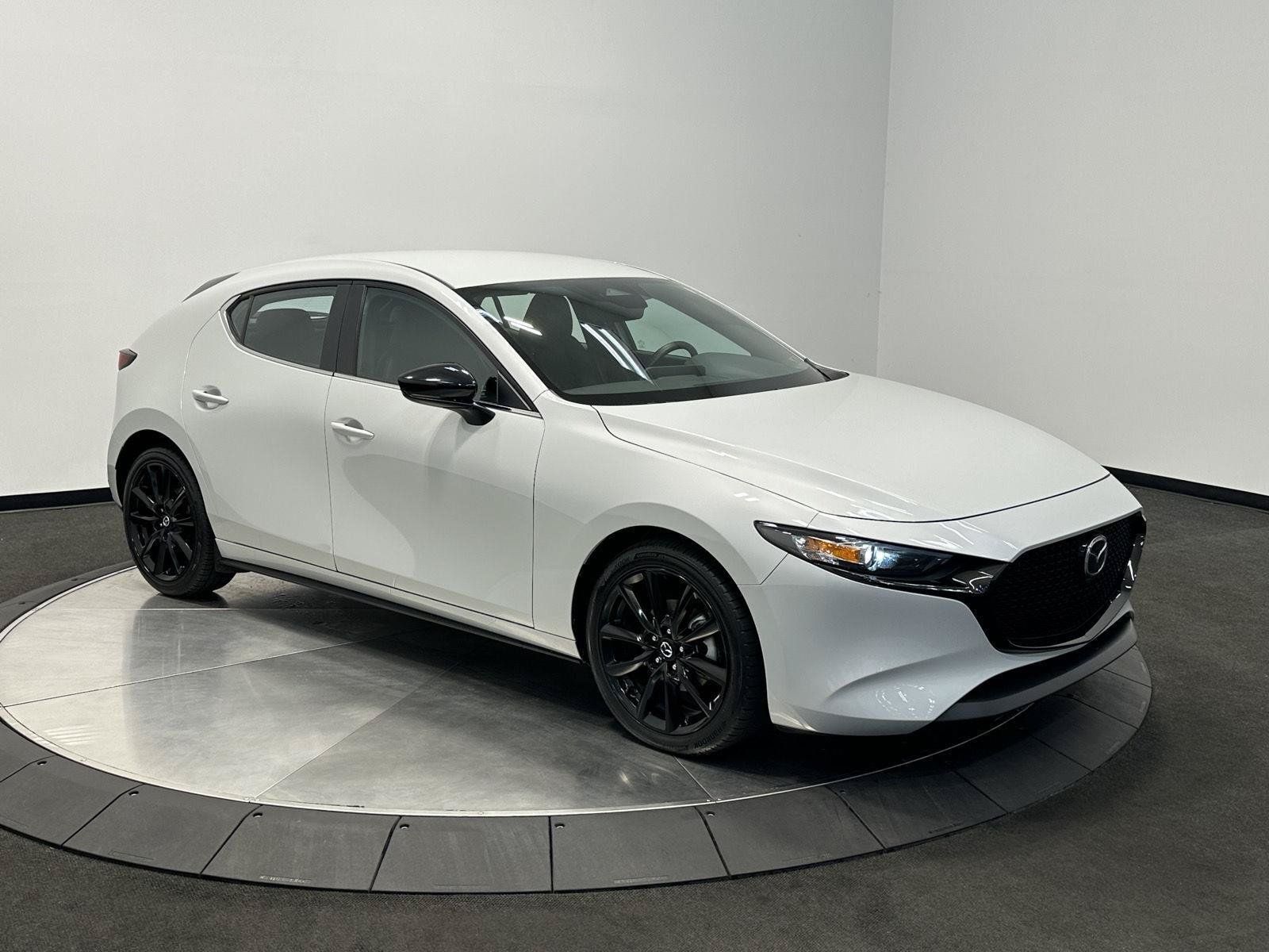 Used 2024 MAZDA MAZDA3 s FWD image 2