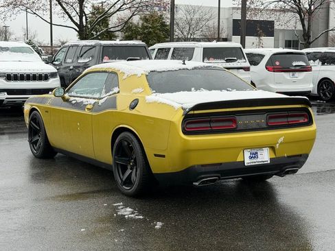 Used 2020 Dodge Challenger R/T Scat Pack w/ Dynamics Package image 9