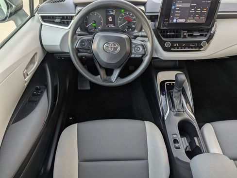 Used 2024 Toyota Corolla LE w/ LE Convenience Package image 12