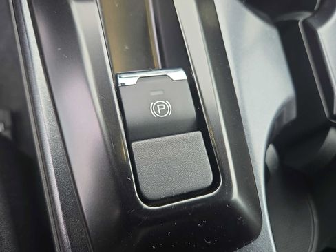 Certified 2026 Subaru Forester AWD/4WD image 25