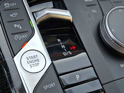 Certified 2023 BMW 330i xDrive Sedan w/ Premium Package image 15