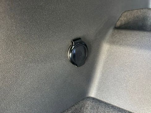 New 2026 Volkswagen Tiguan SE R-Line image 44