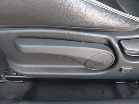 Used 2016 Hyundai Veloster Turbo image 21