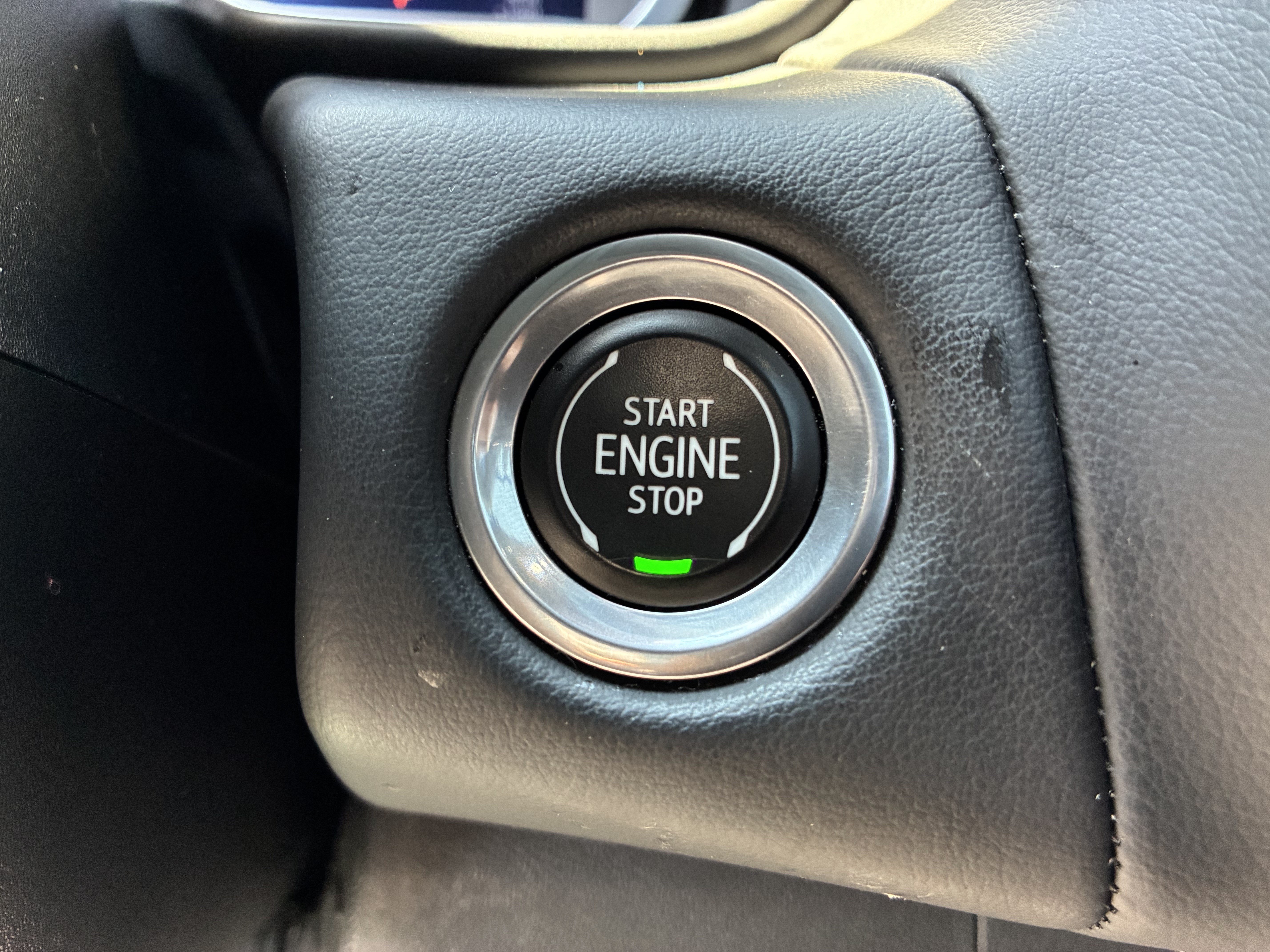 Used 2023 Chevrolet Tahoe RST AWD/4WD image 33