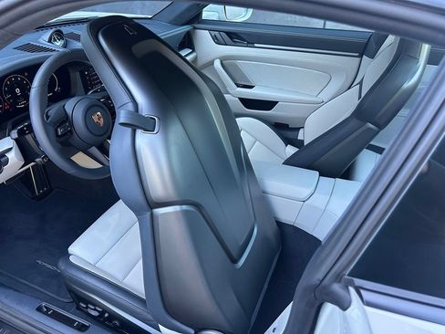 Certified 2026 Porsche 911 Carrera GTS RWD image 30