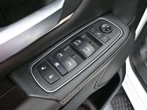 Used 2019 RAM 1500 Sport w/ Level 2 Equipment Group image 19