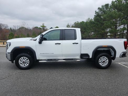 Used 2024 GMC Sierra 2500 Pro w/ Convenience Package image 2